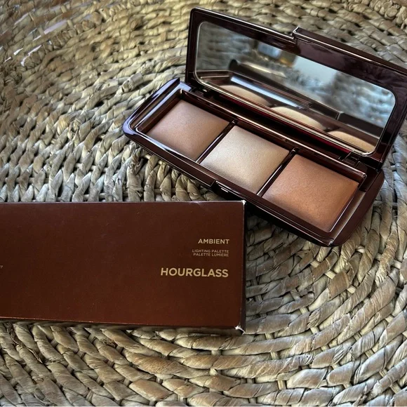 New Hourglass Ambient Lighting Palette
